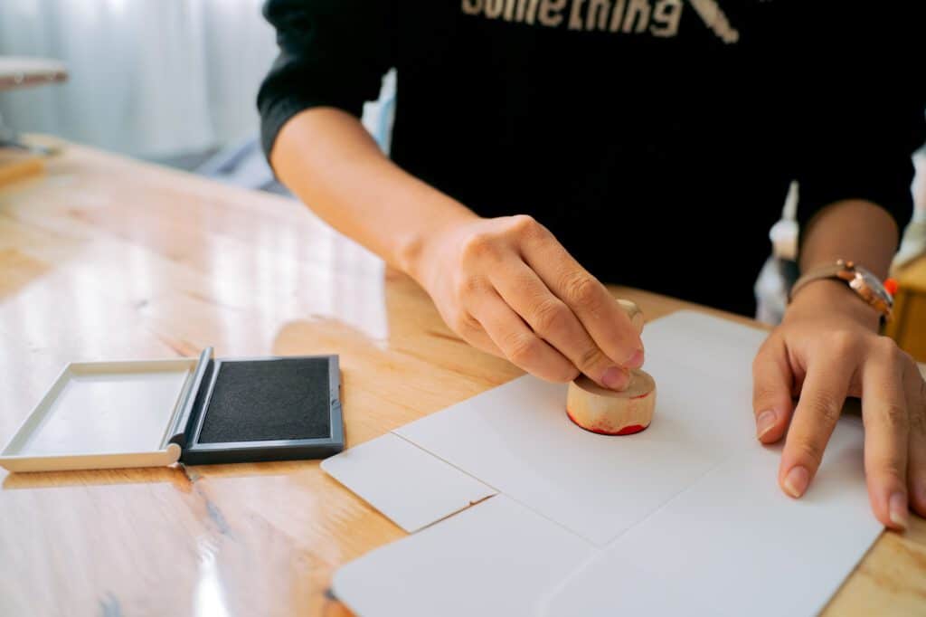 Die 5 besten Gründe für eine ISO 17100:2015 Zertifizierung - image by pexels